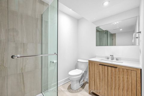 Photo 29 at 16 Fennings Street, Bellwoods, Toronto