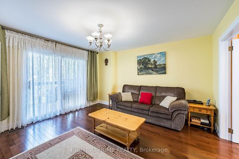 Photo 9 at 141 Dollery Court, Branson, Toronto