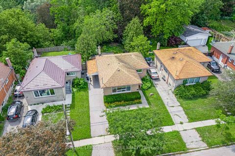 Photo 2 at 50 Celeste Drive, West Hill, Toronto