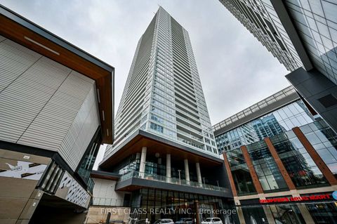 Photo 1 at 915 - 17 Bathurst Street, Waterfront Communities C1, Toronto