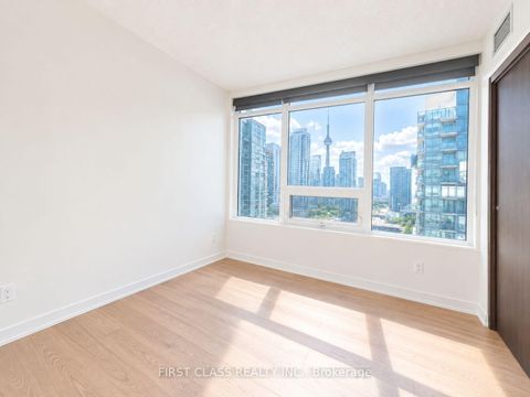 Photo 8 at 915 - 17 Bathurst Street, Waterfront Communities C1, Toronto