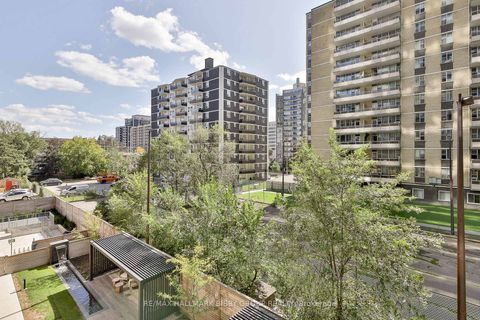Photo 15 at 302 - 127 Broadway Avenue, Mount Pleasant West, Toronto