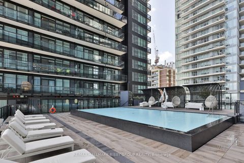 Photo 18 at 302 - 127 Broadway Avenue, Mount Pleasant West, Toronto