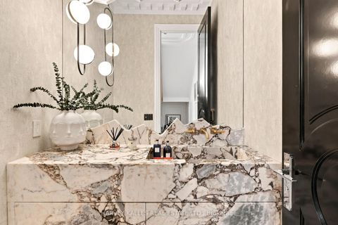 Photo 21 at 363 Bedford Park Avenue, Nortown, Toronto