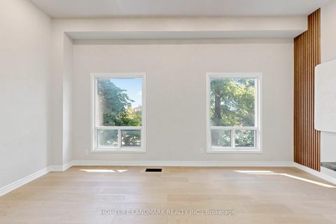 Photo 3 at 63 - 1131 Sandhurst Circle, Agincourt North, Toronto
