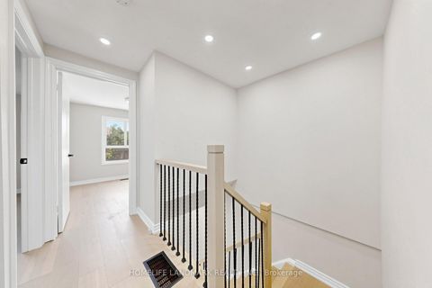Photo 16 at 63 - 1131 Sandhurst Circle, Agincourt North, Toronto