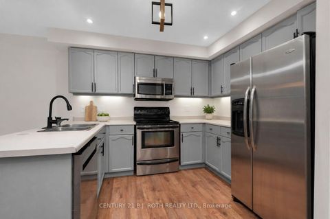 Photo 9 at 131 Browning Trail, Letitia Heights, Barrie