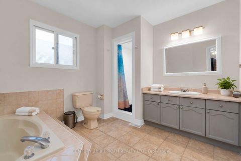Photo 19 at 131 Browning Trail, Letitia Heights, Barrie