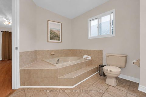 Photo 20 at 131 Browning Trail, Letitia Heights, Barrie