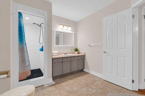 Photo 21 at 131 Browning Trail, Letitia Heights, Barrie