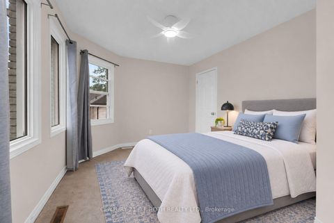 Photo 25 at 131 Browning Trail, Letitia Heights, Barrie