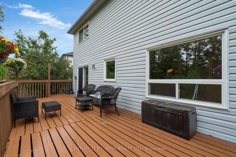 Photo 29 at 131 Browning Trail, Letitia Heights, Barrie