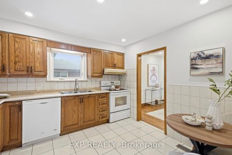 Photo 12 at 21 Wallasey Avenue, Pelmo Park W5, Toronto