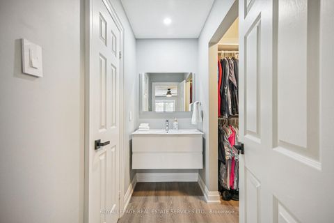 Photo 24 at 40 Stonemanse Court, Woburn, Toronto