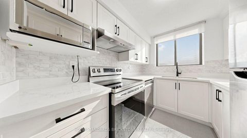 Photo 3 at 211 - 99 Blackwell Avenue, Malvern, Toronto