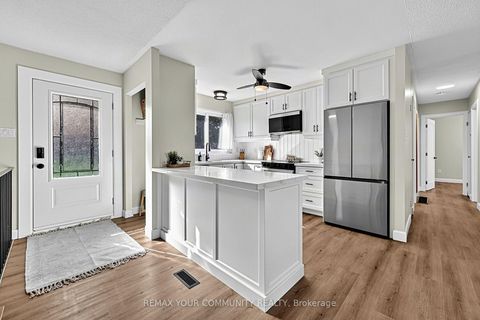 Photo 1 at 239 Sunset Crescent, Stroud, Innisfil