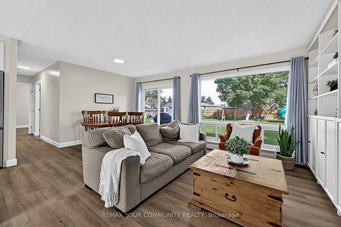 Photo 5 at 239 Sunset Crescent, Stroud, Innisfil