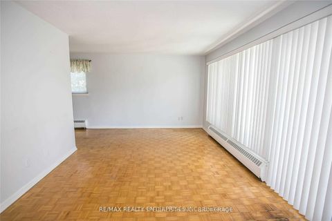 Photo 14 at 54 Rabbit Lane, West Deane, Toronto