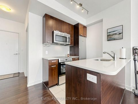 Photo 10 at 4508 - 295 Adelaide Street W, Waterfront Communities C1, Toronto