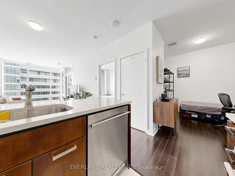 Photo 13 at 4508 - 295 Adelaide Street W, Waterfront Communities C1, Toronto