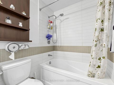 Photo 22 at 4508 - 295 Adelaide Street W, Waterfront Communities C1, Toronto