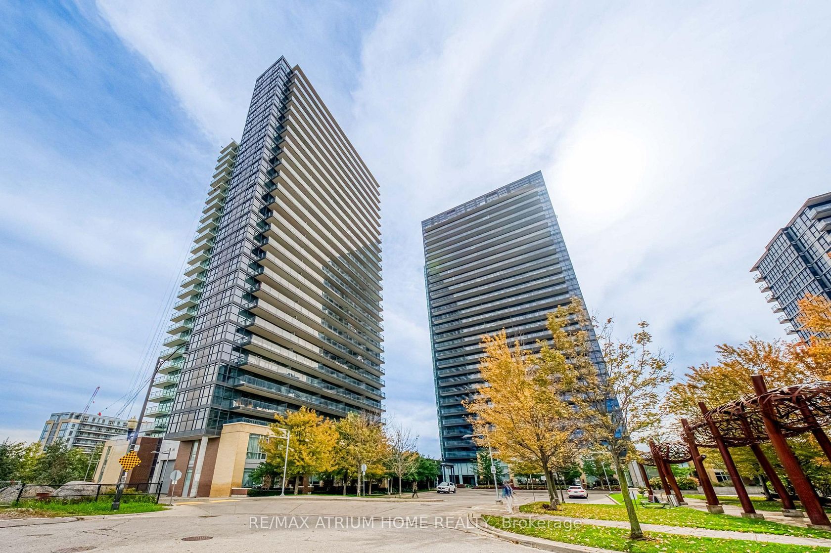 1502 - 29 Singer Court, Bayview Village, Toronto 2