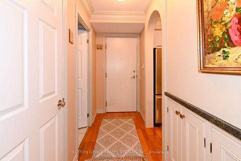 Photo 4 at 605 - 5229 Dundas Street W, City Centre West, Toronto