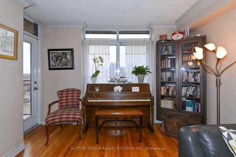 Photo 11 at 605 - 5229 Dundas Street W, City Centre West, Toronto