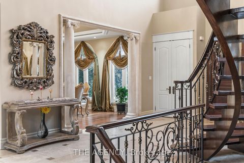 Photo 4 at 16 Dew Drop Court, Rural Vaughan, Vaughan