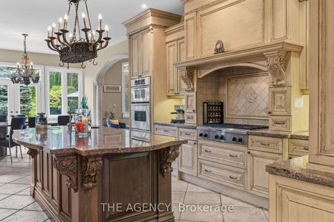 Photo 12 at 16 Dew Drop Court, Rural Vaughan, Vaughan