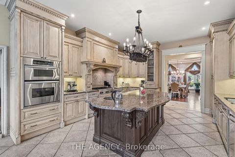Photo 13 at 16 Dew Drop Court, Rural Vaughan, Vaughan
