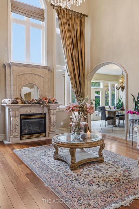 Photo 16 at 16 Dew Drop Court, Rural Vaughan, Vaughan
