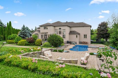 Photo 26 at 16 Dew Drop Court, Rural Vaughan, Vaughan