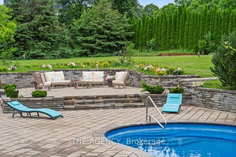 Photo 27 at 16 Dew Drop Court, Rural Vaughan, Vaughan