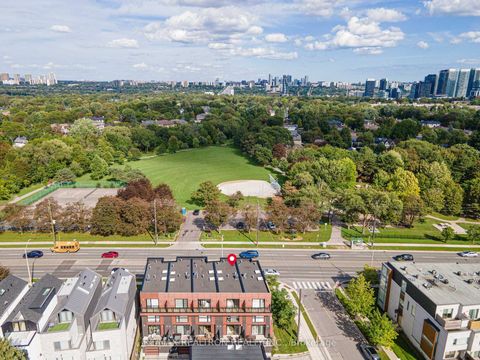 Photo 0 at 2962B Bayview Avenue, Willowdale East, Toronto