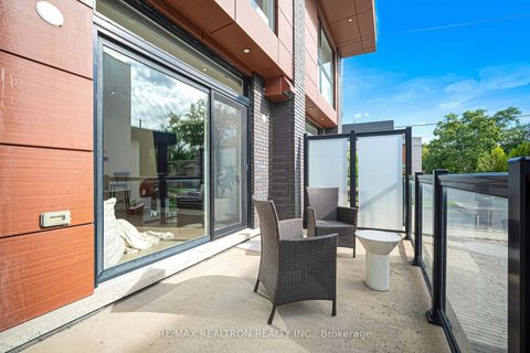 Photo 23 at 2962B Bayview Avenue, Willowdale East, Toronto