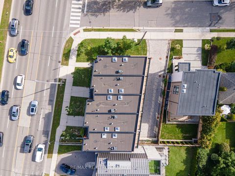Photo 49 at 2962B Bayview Avenue, Willowdale East, Toronto