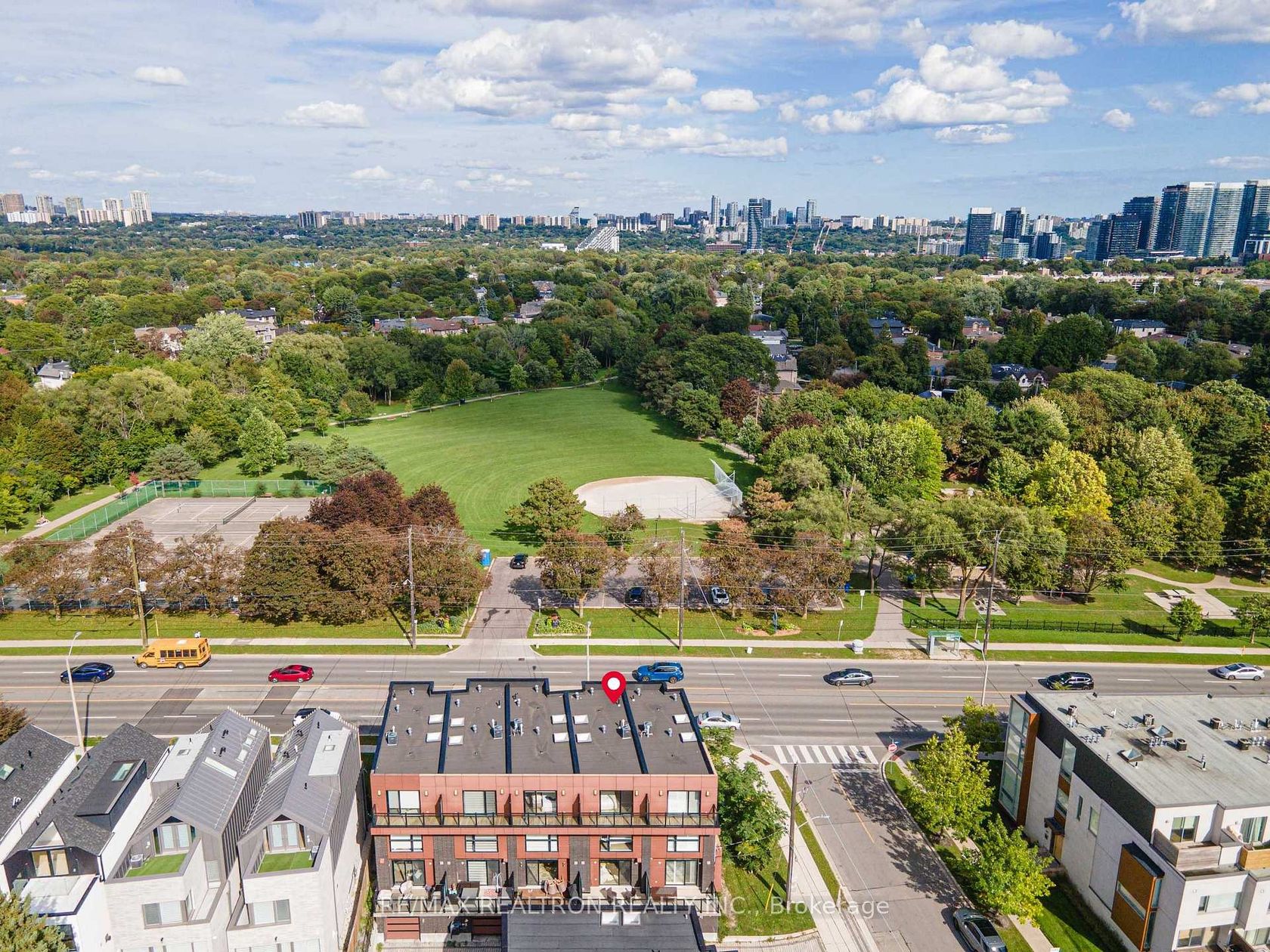 2962B Bayview Avenue, Willowdale East, Toronto photo 9