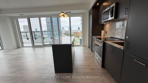 Photo 4 at 1531 - 20 Inn On The Park Drive, Don Mills, Toronto