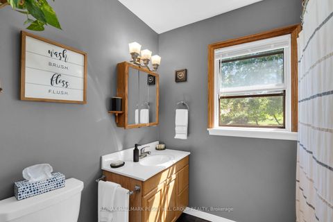 Photo 9 at 17 Faris Avenue, Nobleton, King