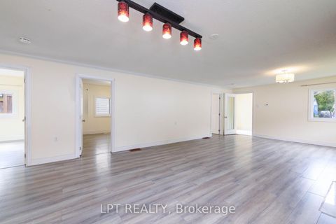 Photo 13 at 837 Montsell Avenue, Historic Lakeshore Communities, Georgina
