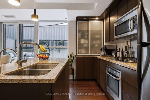 Photo 4 at 207 - 1430 Yonge Street, St. Clair, Toronto