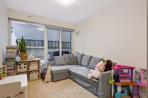 Photo 5 at 207 - 1430 Yonge Street, St. Clair, Toronto