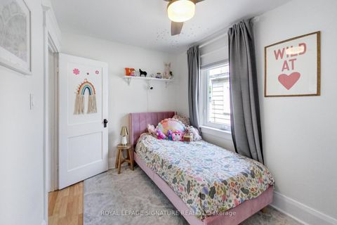 Photo 23 at 148 Mortimer Avenue, Broadview North, Toronto