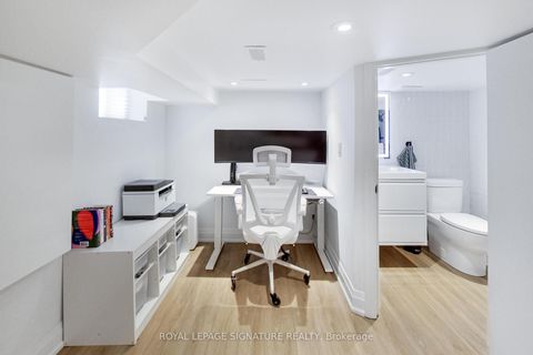 Photo 29 at 148 Mortimer Avenue, Broadview North, Toronto