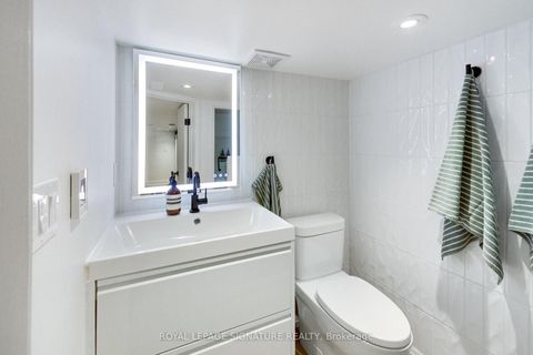 Photo 31 at 148 Mortimer Avenue, Broadview North, Toronto