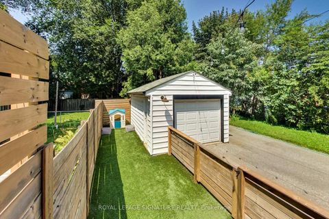 Photo 35 at 148 Mortimer Avenue, Broadview North, Toronto