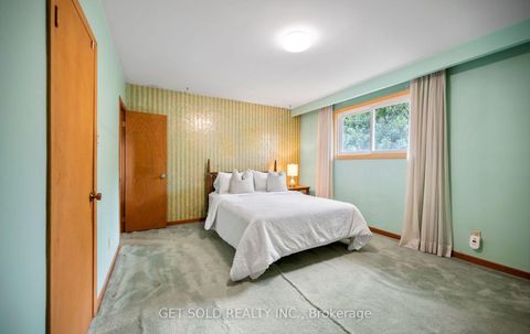 Photo 14 at 11 Parmalea Crescent, Richview, Toronto