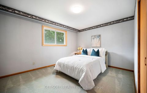 Photo 19 at 11 Parmalea Crescent, Richview, Toronto