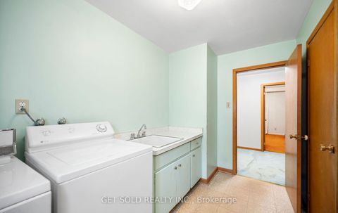 Photo 34 at 11 Parmalea Crescent, Richview, Toronto